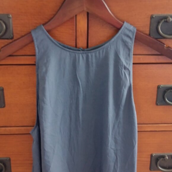 THEORY Blue Sleeveless High-Low Top - Picture 2 of 7